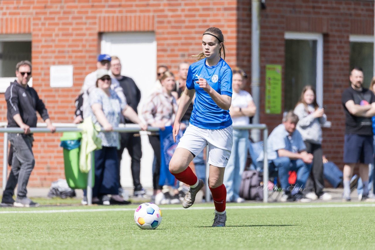 Bild 136 - wBJ SH-Pokalfinale  Holstein-Kiel - SV Viktoria : Ergebnis: 1:0